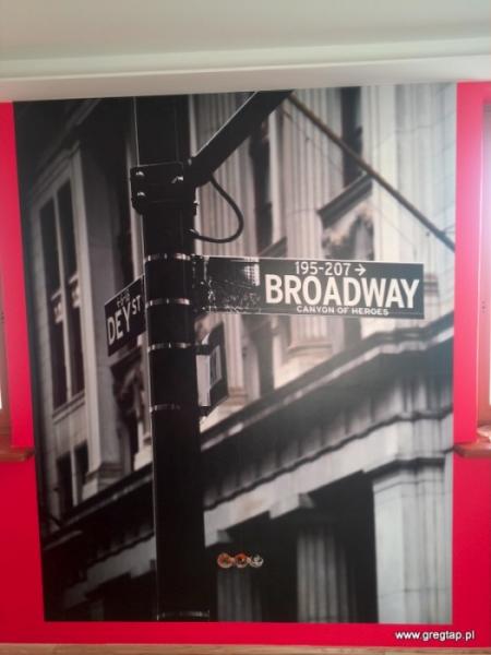 tapeta na&nbsp;ścianie 28